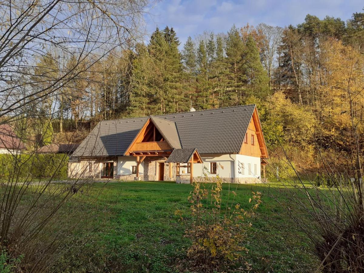 The Retreat Villa Zdarky Eksteriør billede